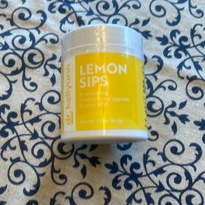 Dr. Kellyann’s Lemon Sips – Rehydrate, Detox, Energize
